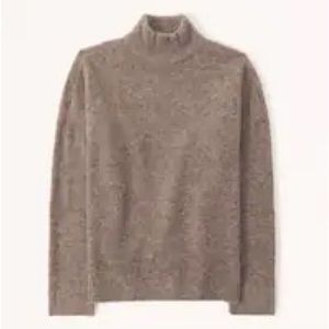 Oversized sweater from Abercrombie & Fitch.